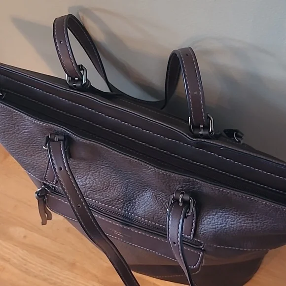 DAVID JONES PARIS Adrift Faux Leather Shoulder Bag - Picture 10 of 16